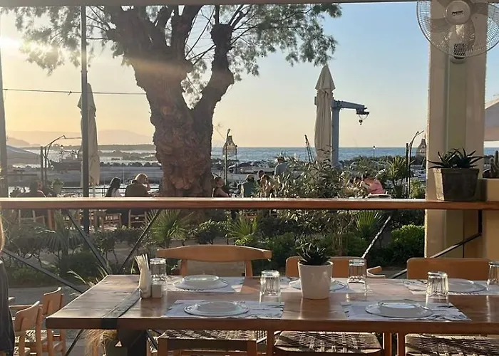 Stelisia Πανσιόν