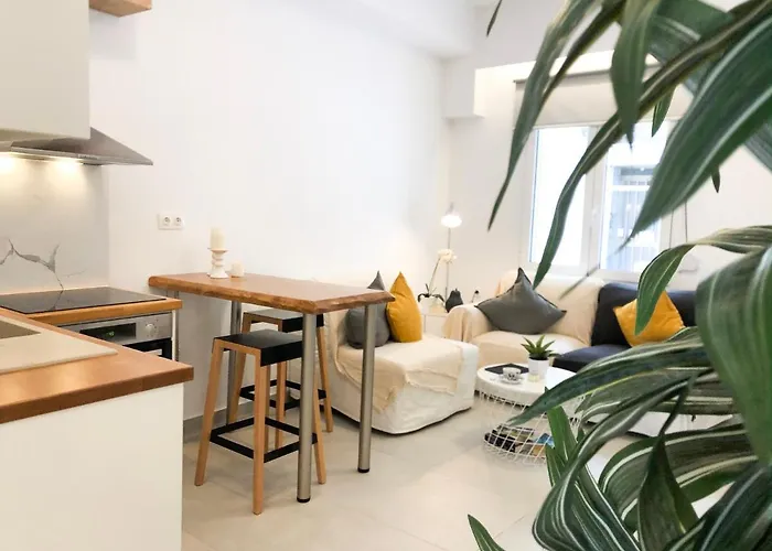 Πανσιόν Stelisia 4*